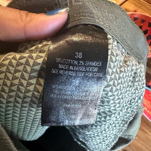 Weatherproof Green Casual Shorts – Size 38 - Picture 2 of 9